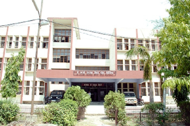 https://cache.careers360.mobi/media/colleges/social-media/media-gallery/16869/2019/1/5/Campus View of Shri Ramdevi Ramdayal Tripathi Mahila Polytechnic Kanpur_Campus-view.jpg